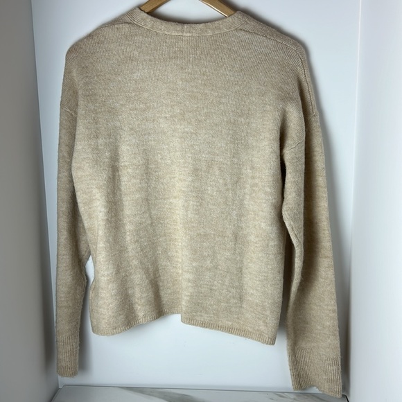 Gap women’s v-neck cardigan Md - Picture 4 of 4